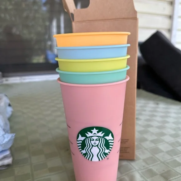 STARBUCKS Color changing reusable cold cups Sold out in minutes - Picture 1 of 8